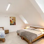 Alte Gaststaette Nyaraló